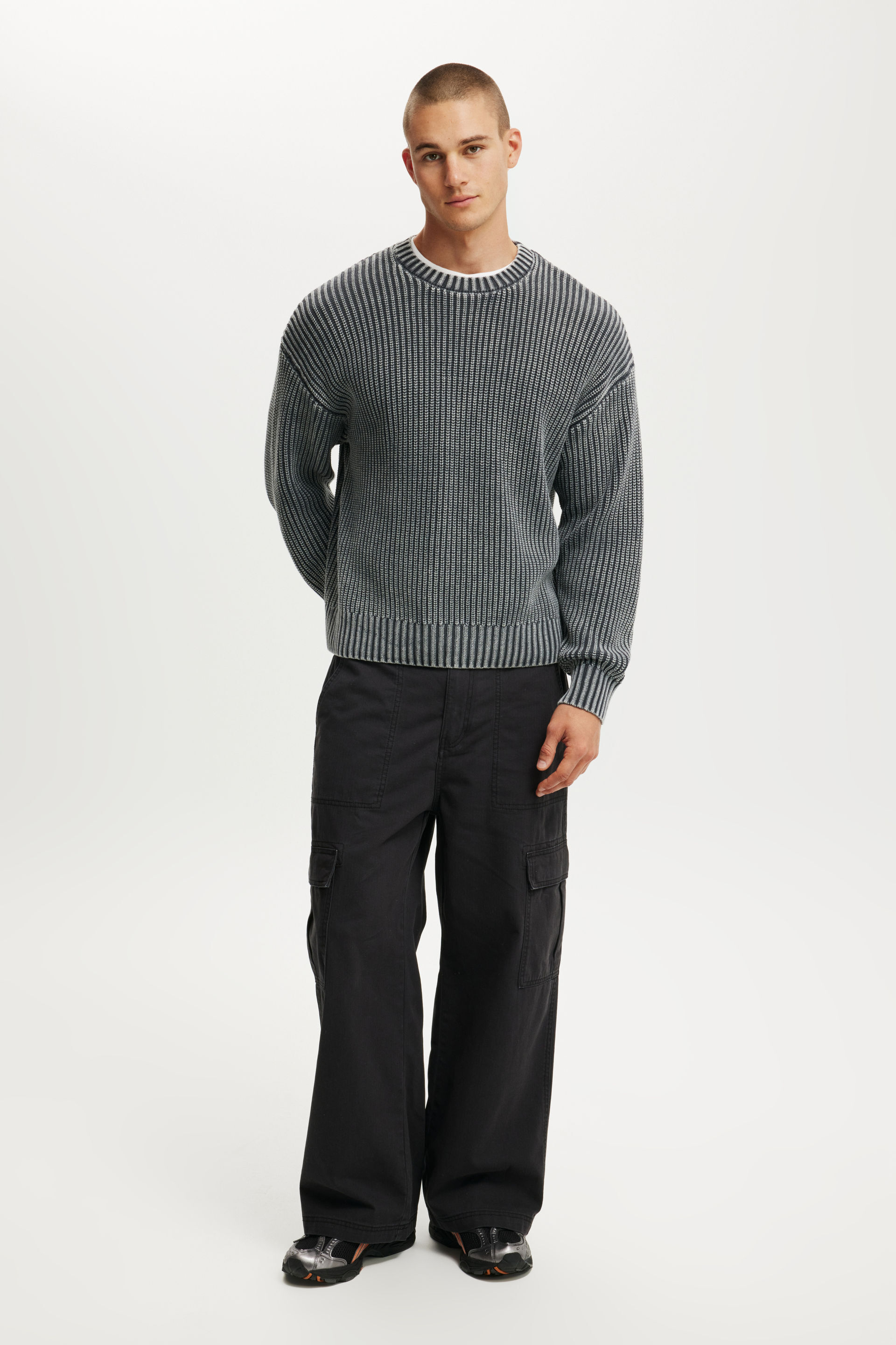 7987-axel-super-baggy-cargo-pant-jet-black-1.jpg