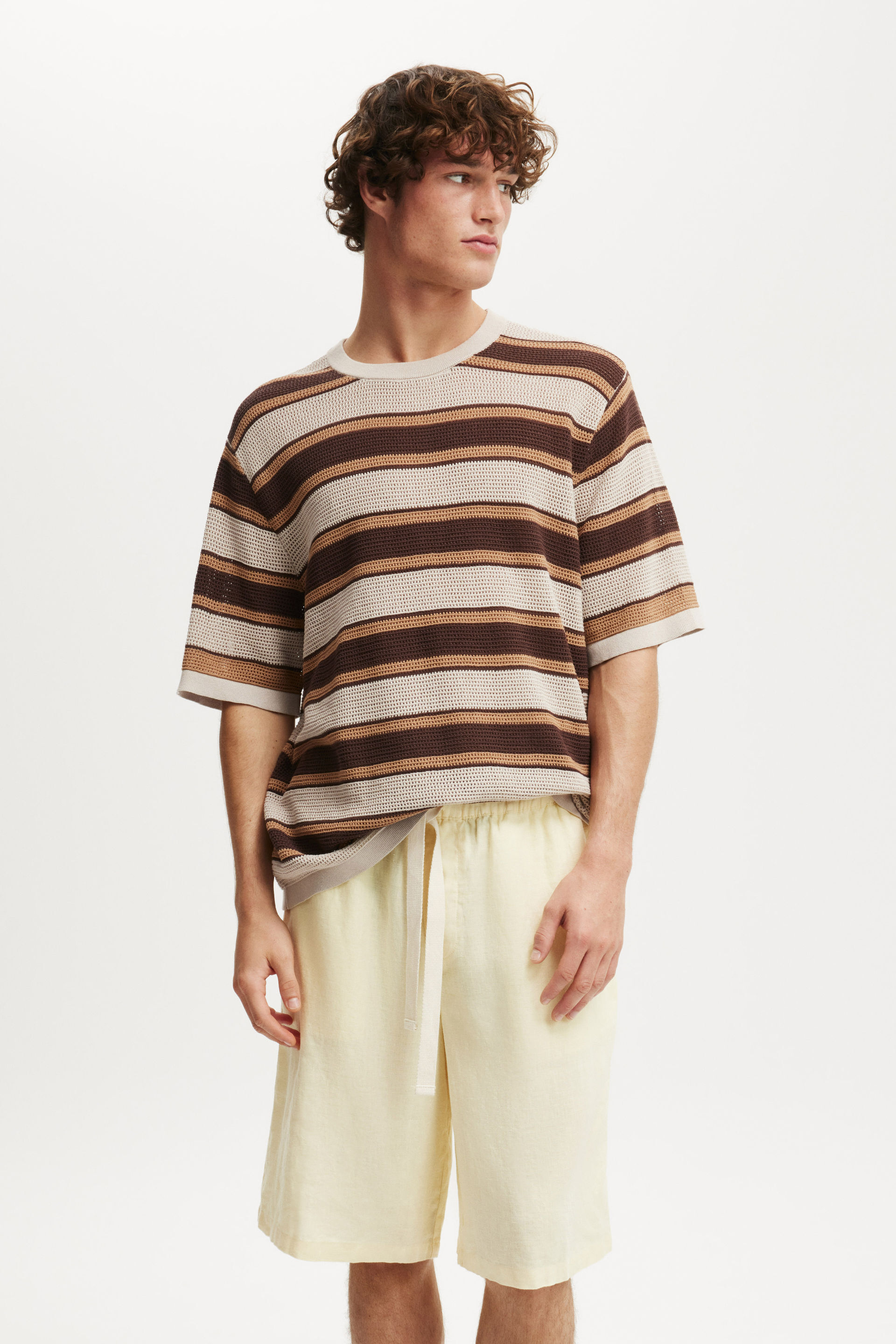 8221-baggy-linen-short-yellow-1.jpg