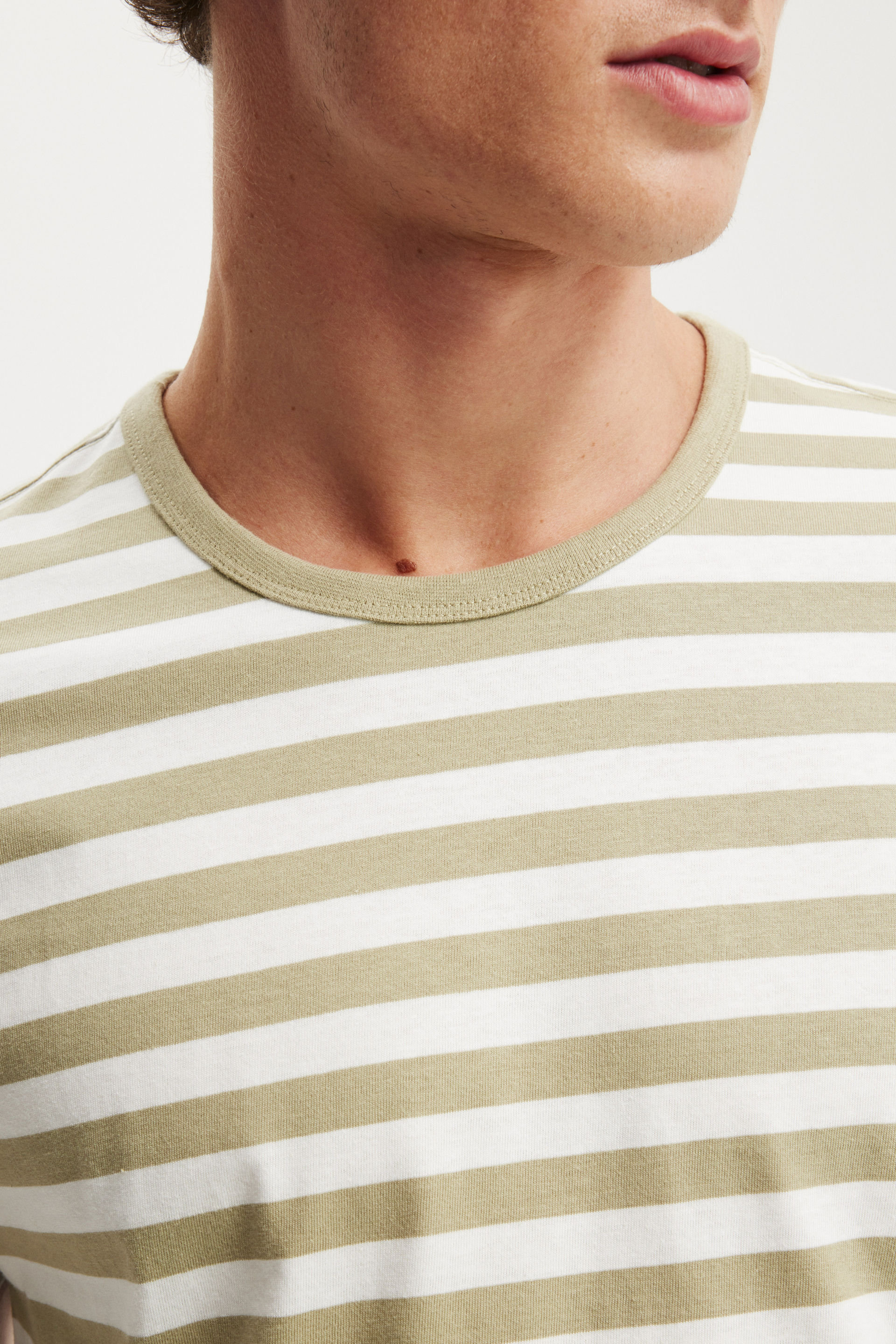 8285-baby-t-shirt-elm-vintage-white-50-50-stripe-1.jpg
