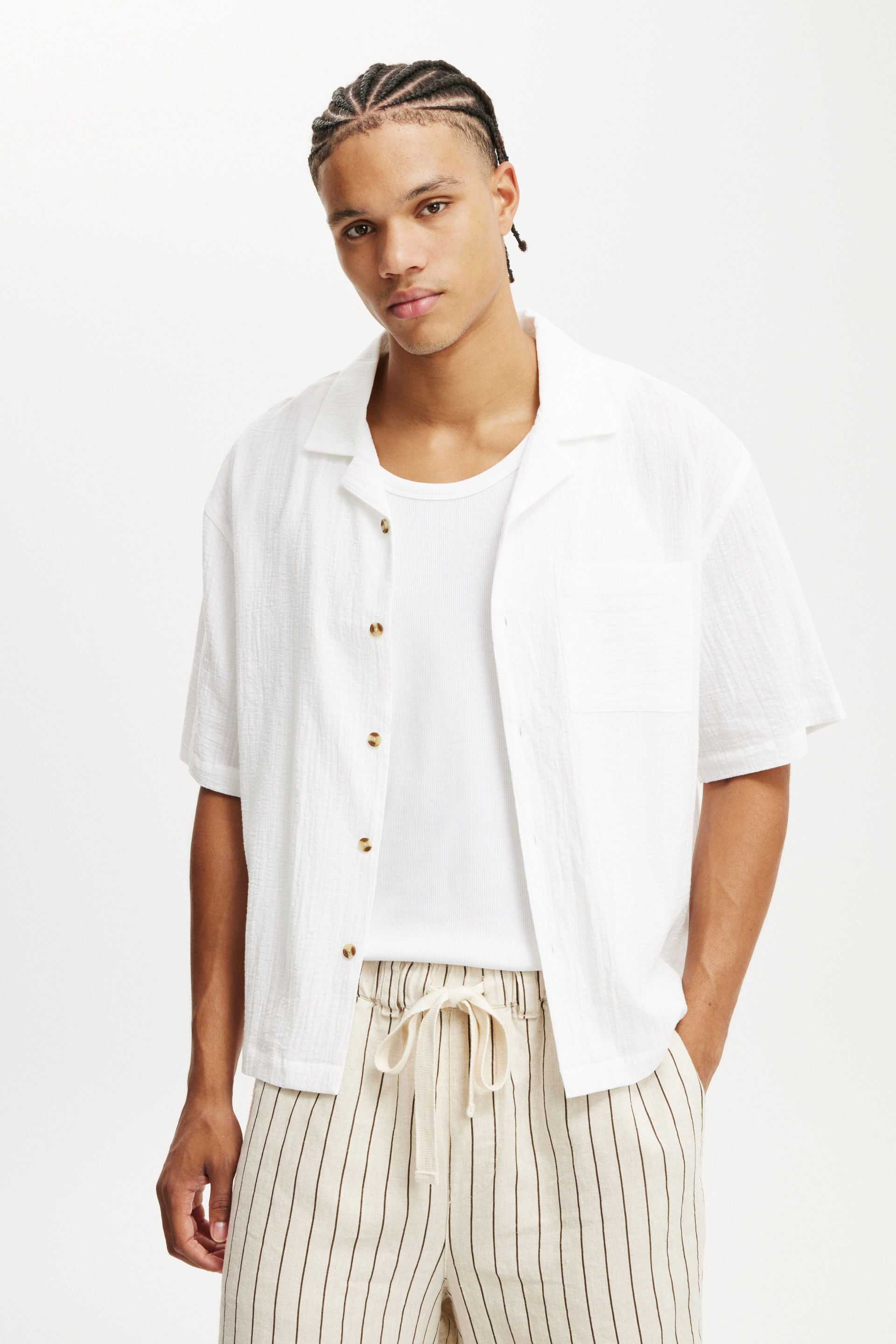 8559-riviera-box-fit-short-sleeve-shirt-white-1.jpg
