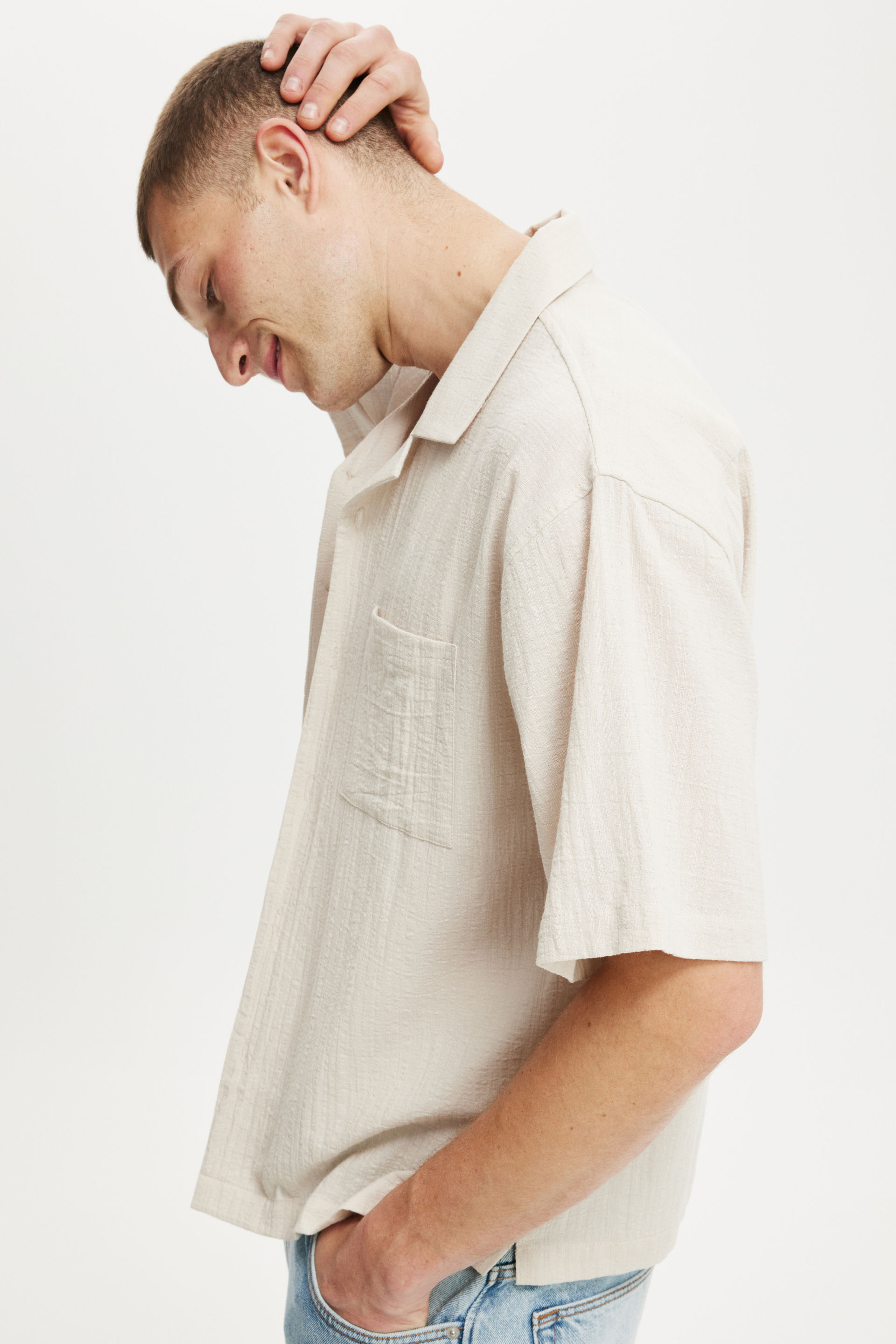 8567-riviera-box-fit-short-sleeve-shirt-light-taupe-1.jpg