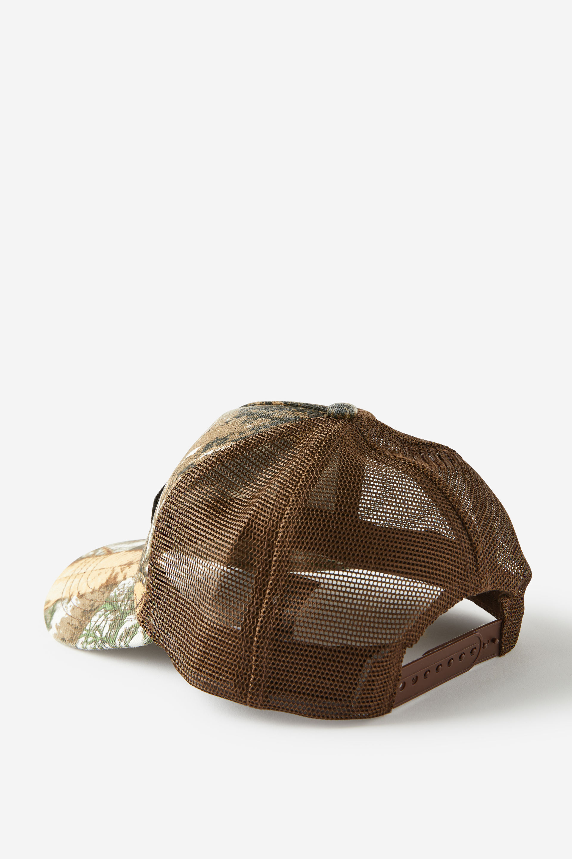 8668-chevrolet-trucker-hat-lcn-gm-real-camo-brown-chevrolet-1.jpg