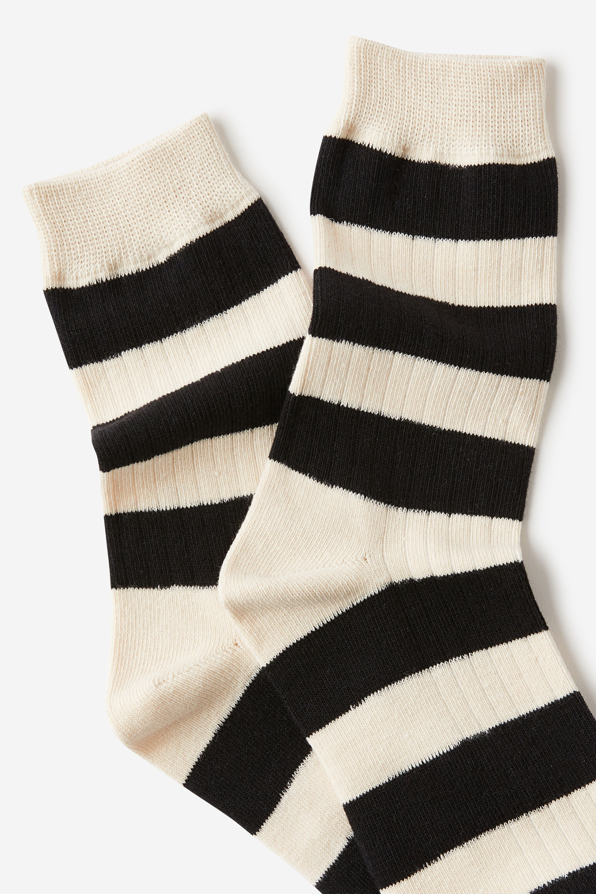 8674-fashion-sock-bone-black-big-stripe-1.jpg