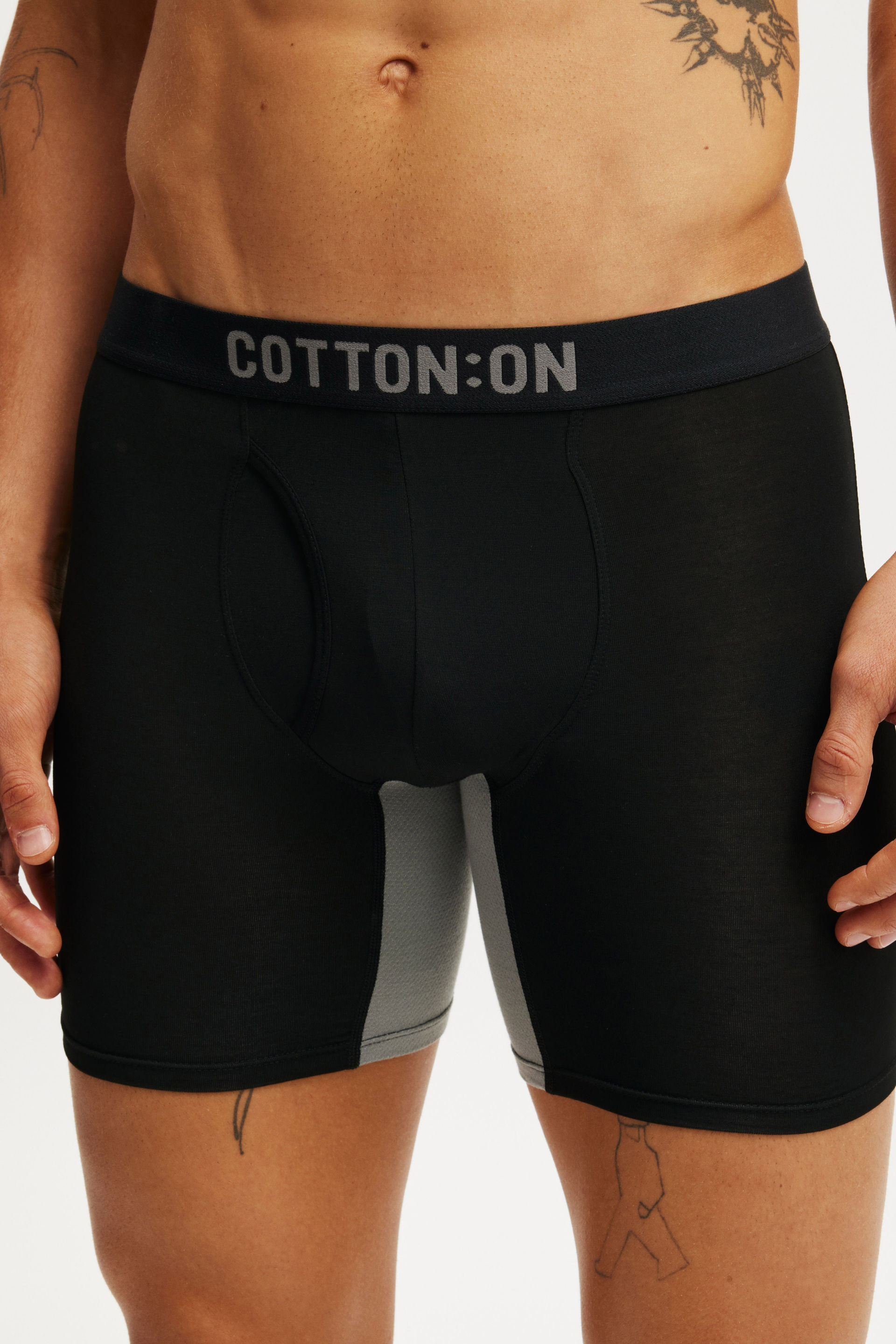8699-mens-sport-trunk-black-1.jpg
