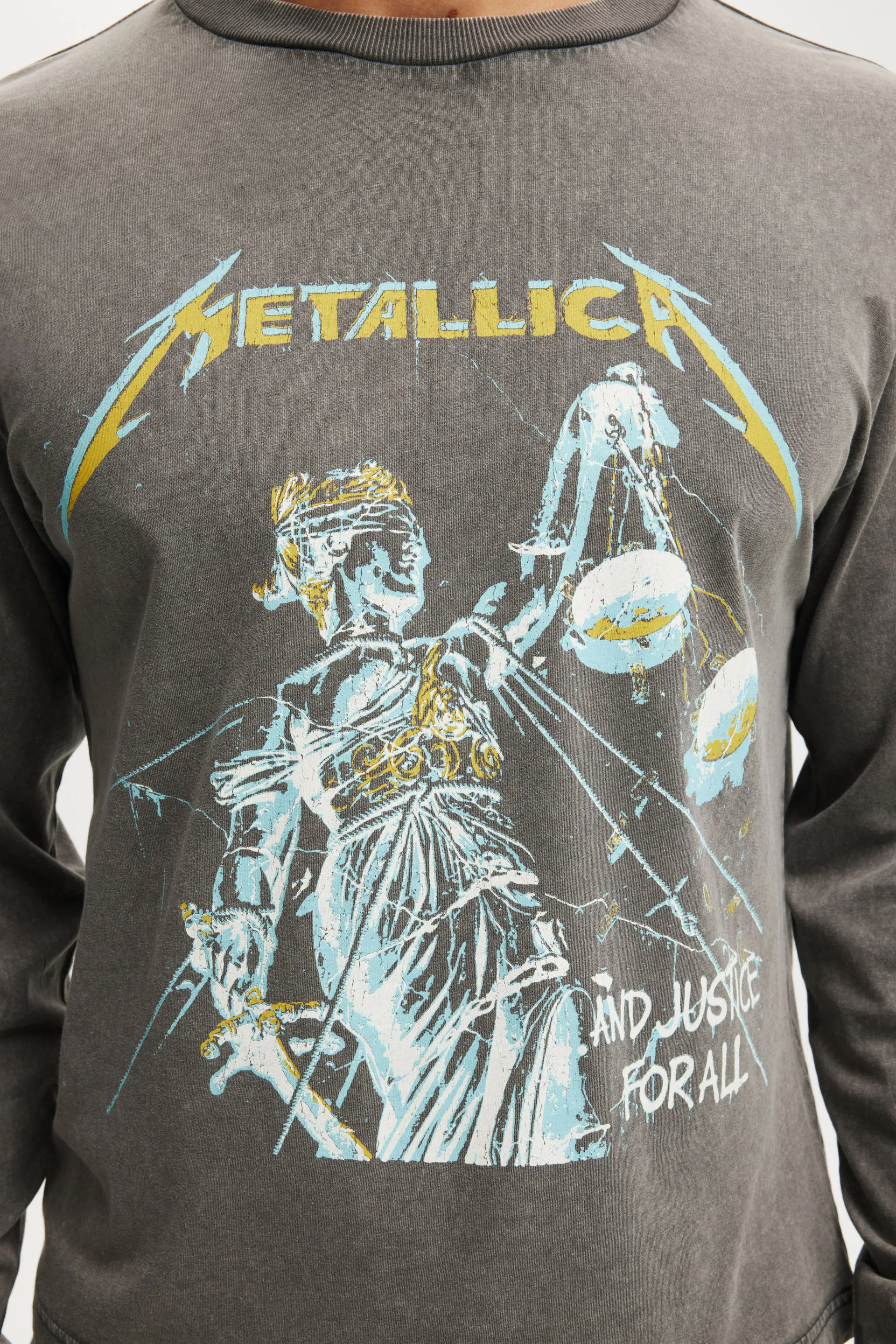 8750-metallica-cropped-fit-long-sleeve-t-shirt-lcn-pro-faded-slate-metallica-justice-1.jpg