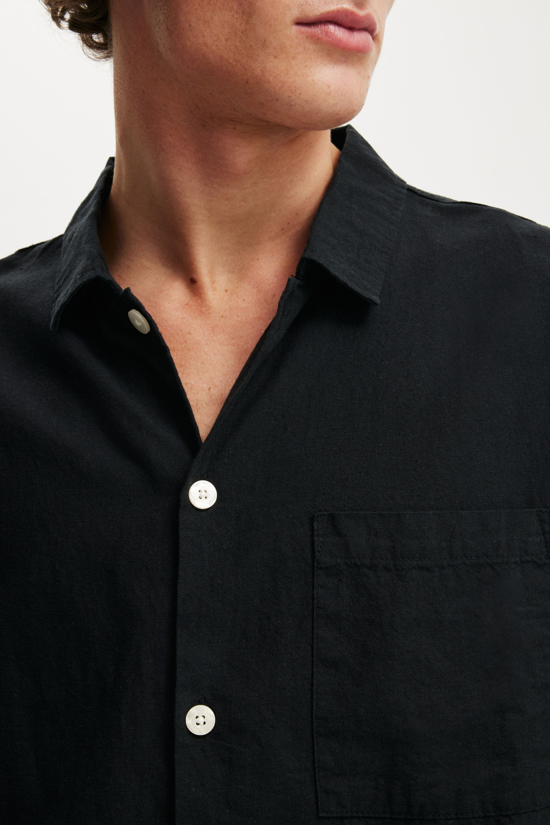 8757-eli-linen-blend-short-sleeve-shirt-textured-black-1.jpg