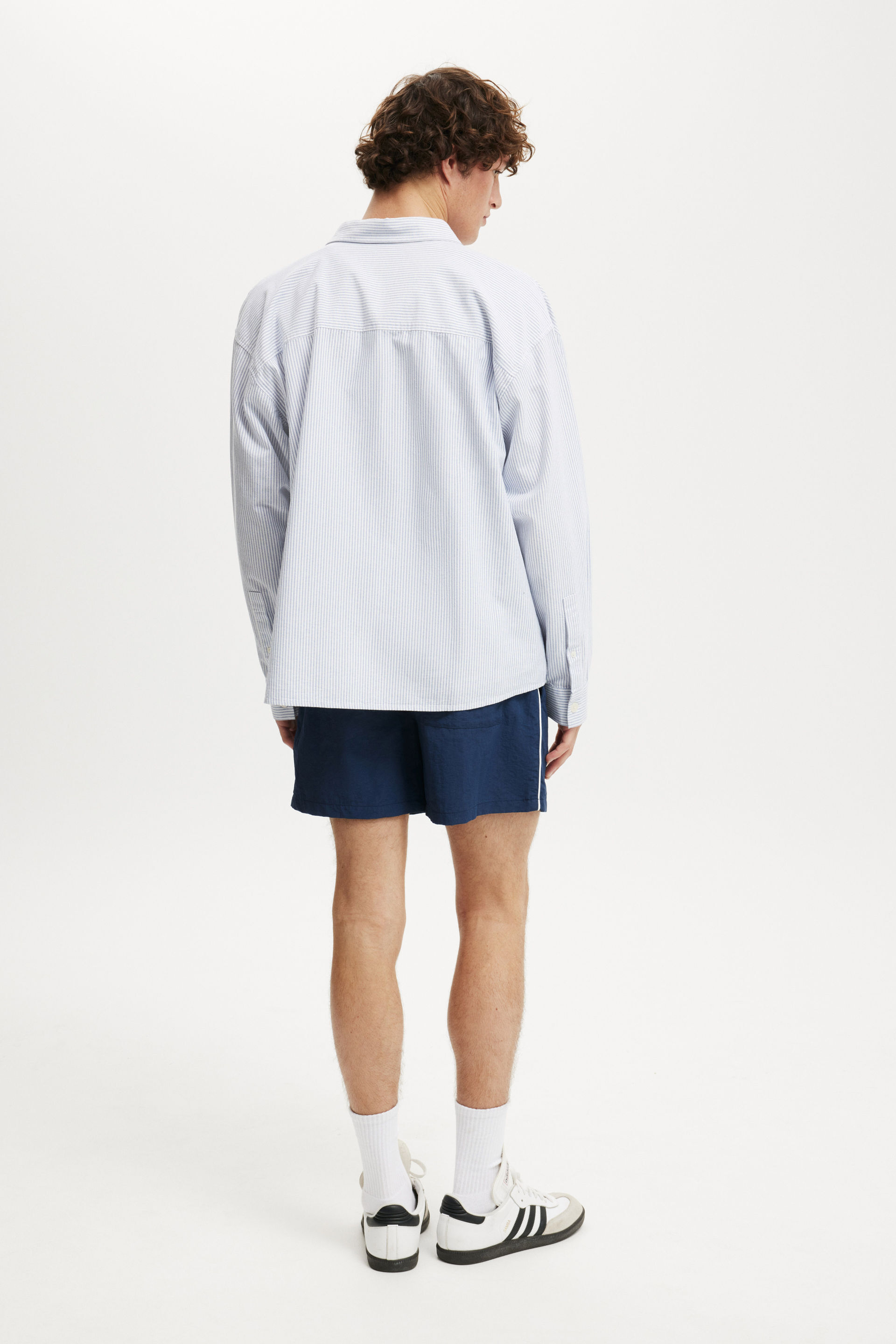 8789-everyday-short-navy-piping-1.jpg
