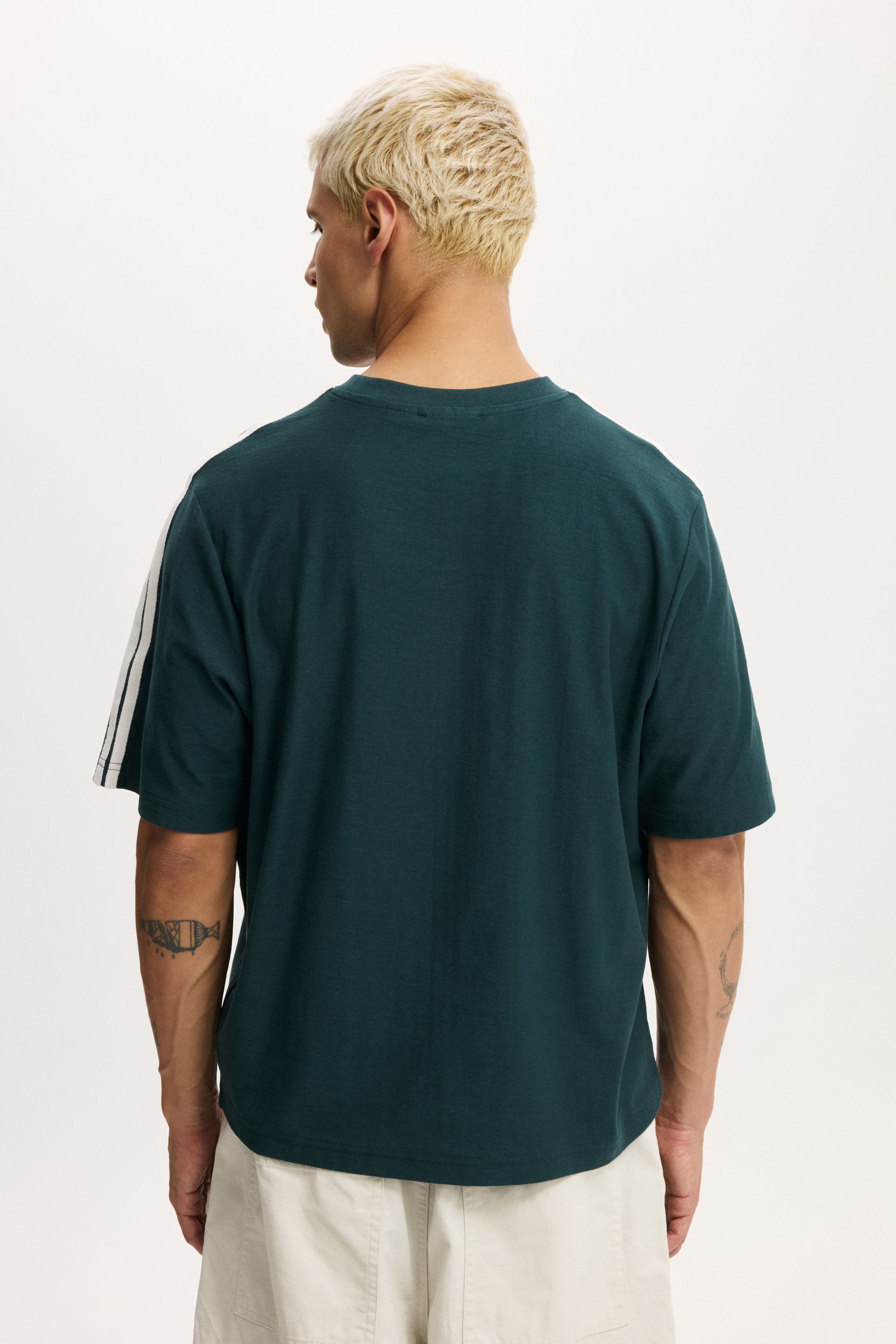 8883-cropped-fit-honda-x-jt-racing-t-shirt-lcn-hon-deep-sea-teal-jt-x-honda-racing-u-1.jpg