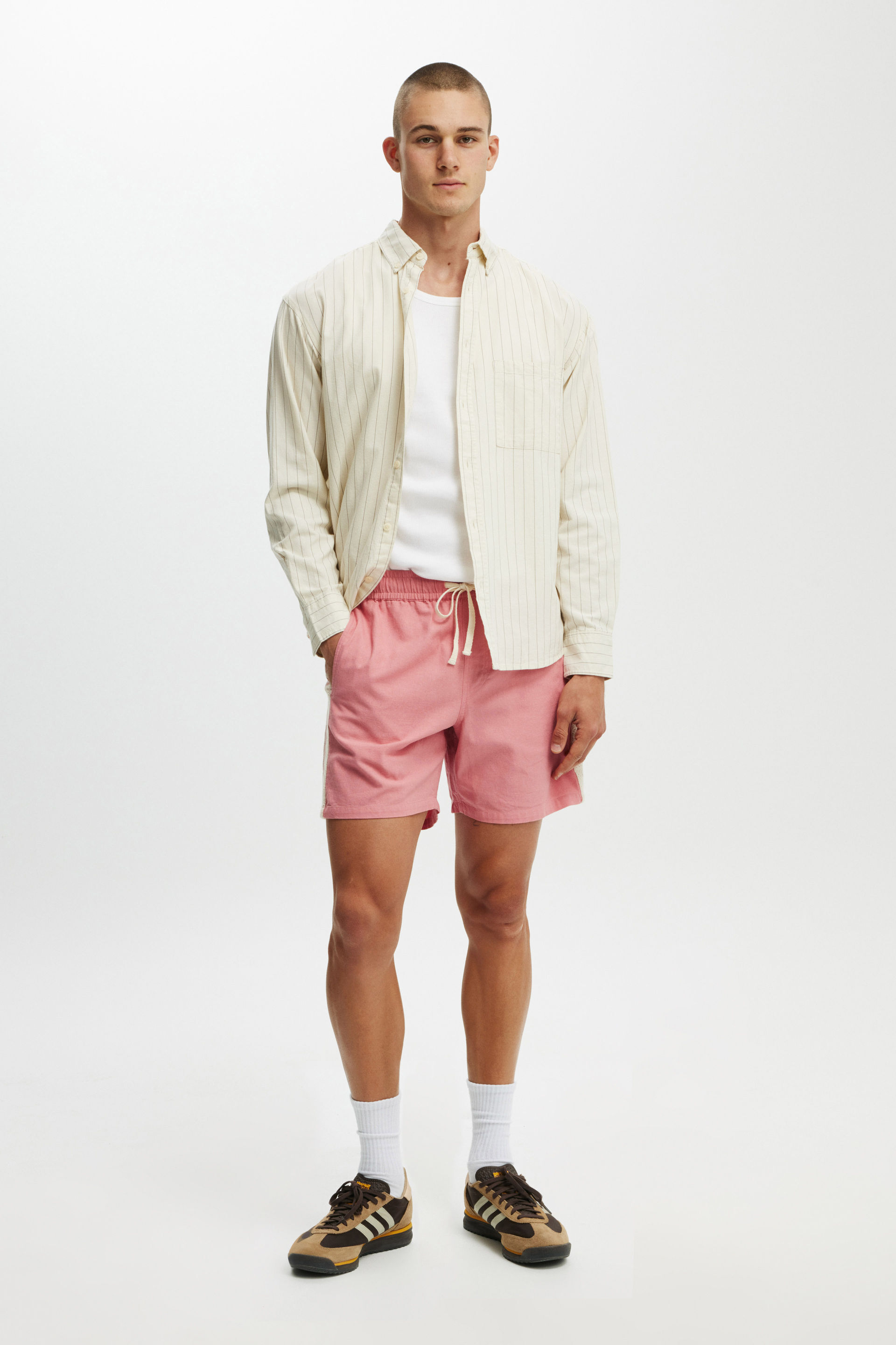 Easy Short chalk pink panel