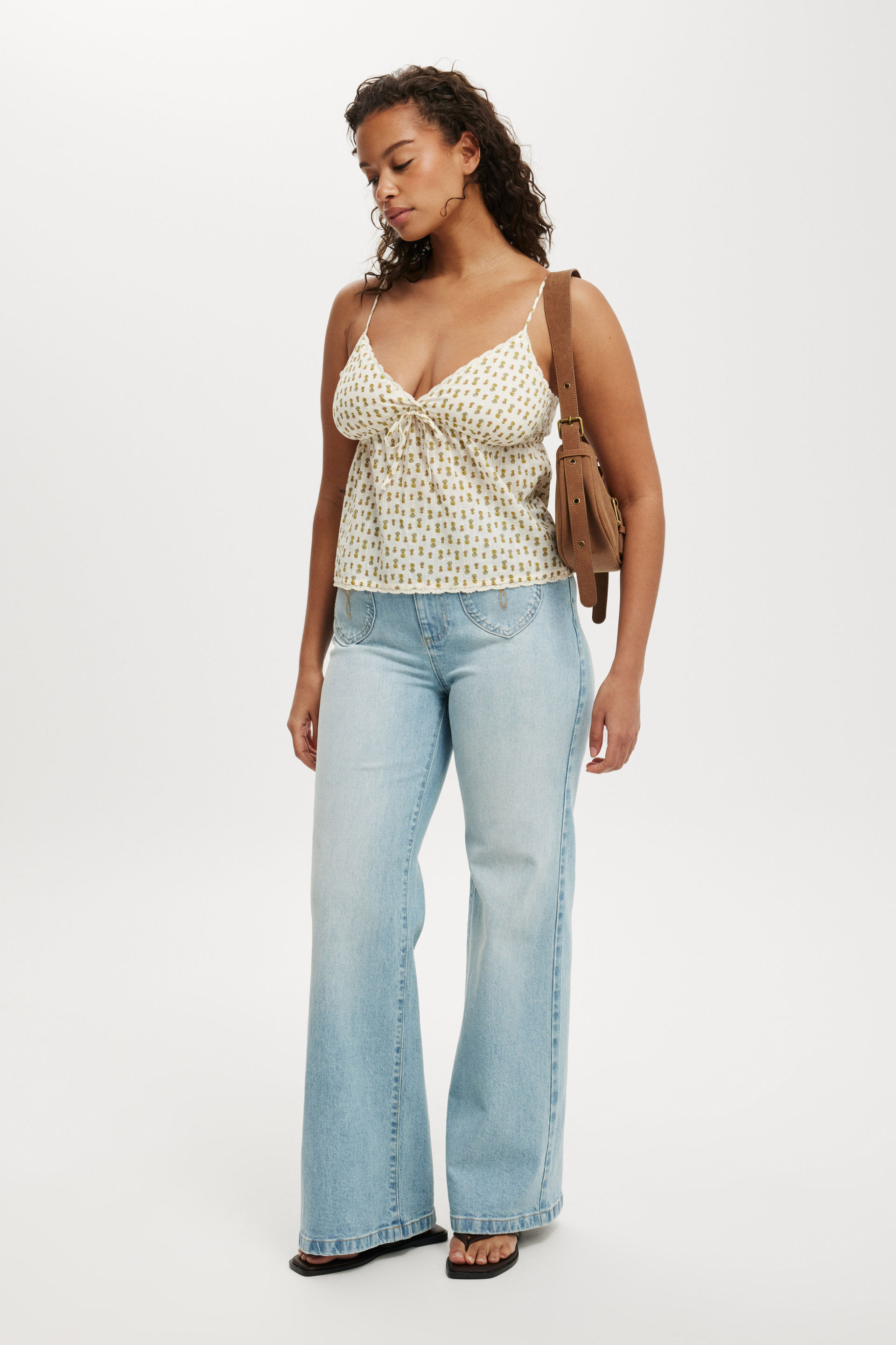 Curvy Stretch Wide Jean sunfaded blue/western
