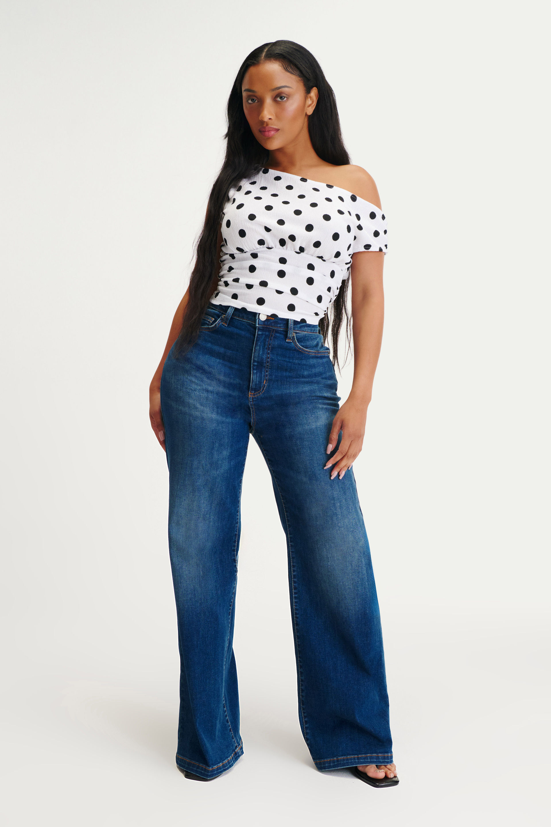 924-curvy-stretch-wide-jean-mandy-blue-1.jpg