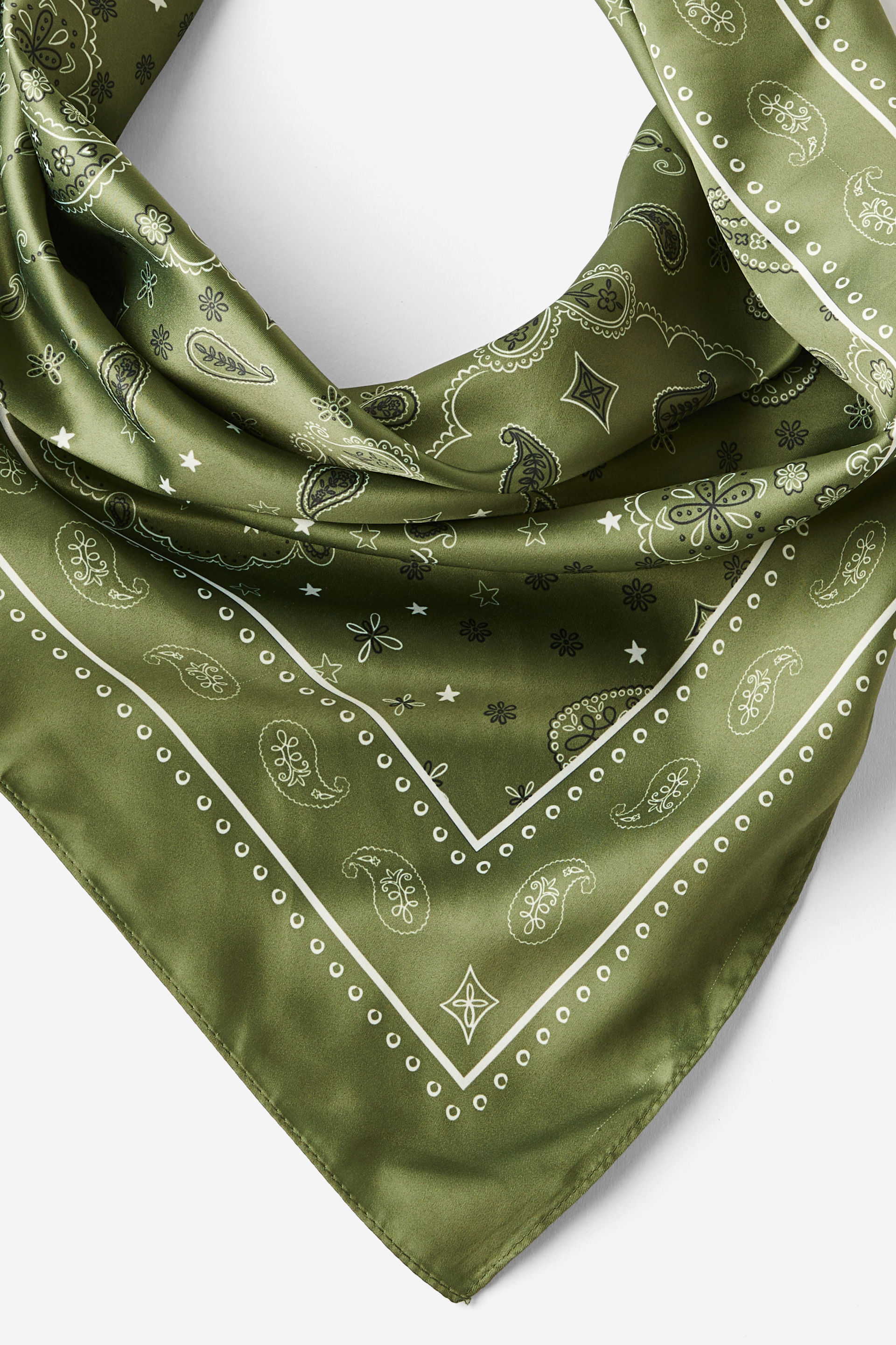 9281-knot-your-everyday-scarf-cactus-green-paisley-1.jpg