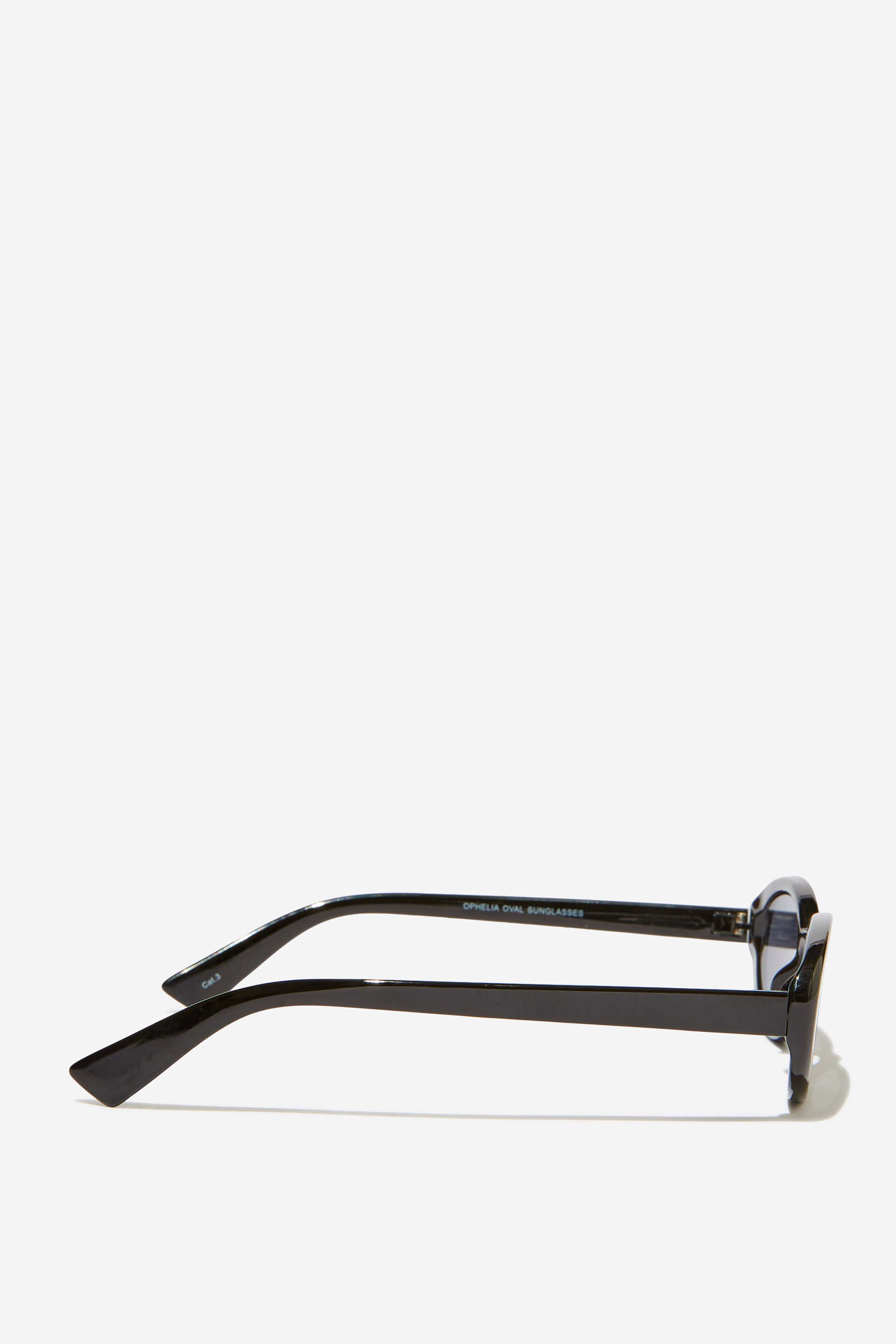 9366-ophelia-oval-sunglasses-black-1.jpg