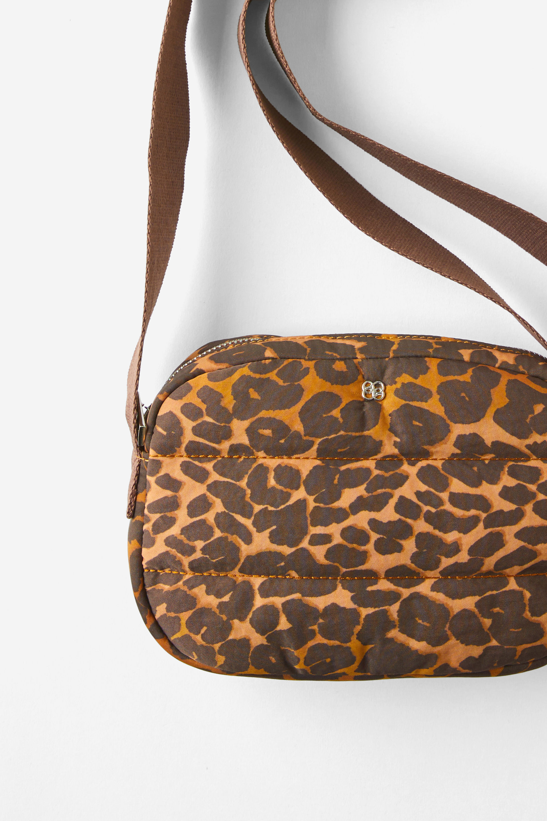 9376-rylie-cross-body-bag-leopard-quilted-1.jpg
