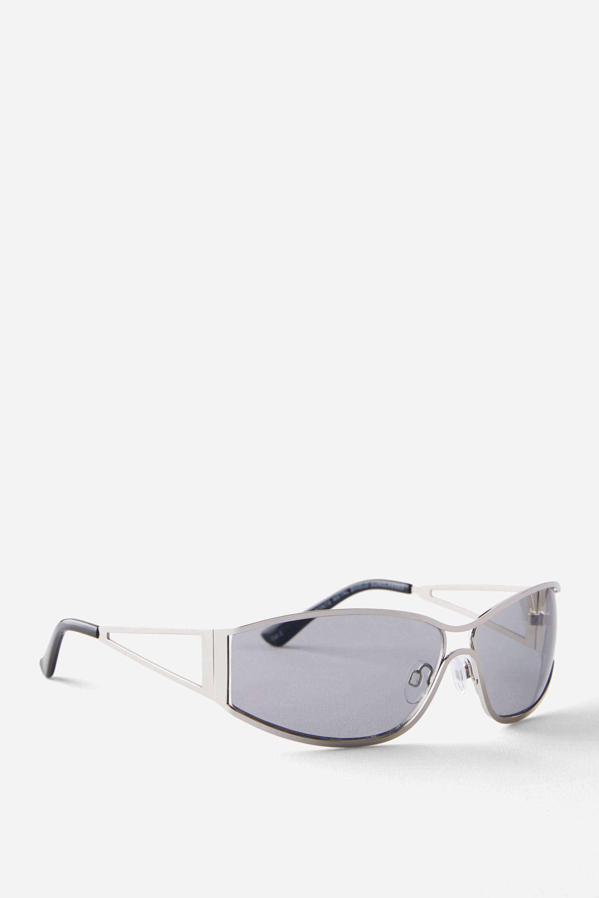 9482-bronte-metal-shield-sunglasses-silver-light-smoke-1.jpg