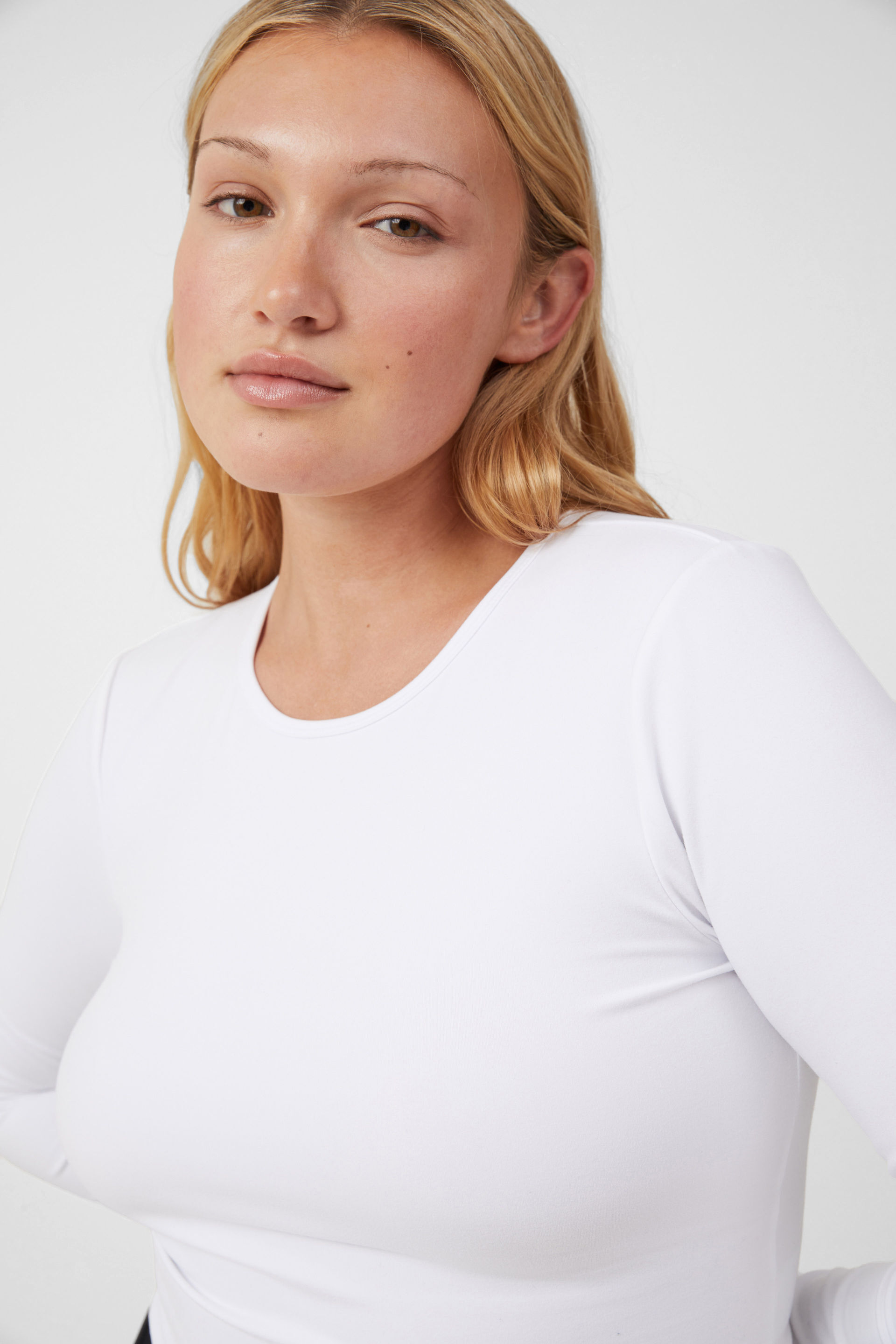9823-ultra-soft-fitted-long-sleeve-top-white-1.jpg