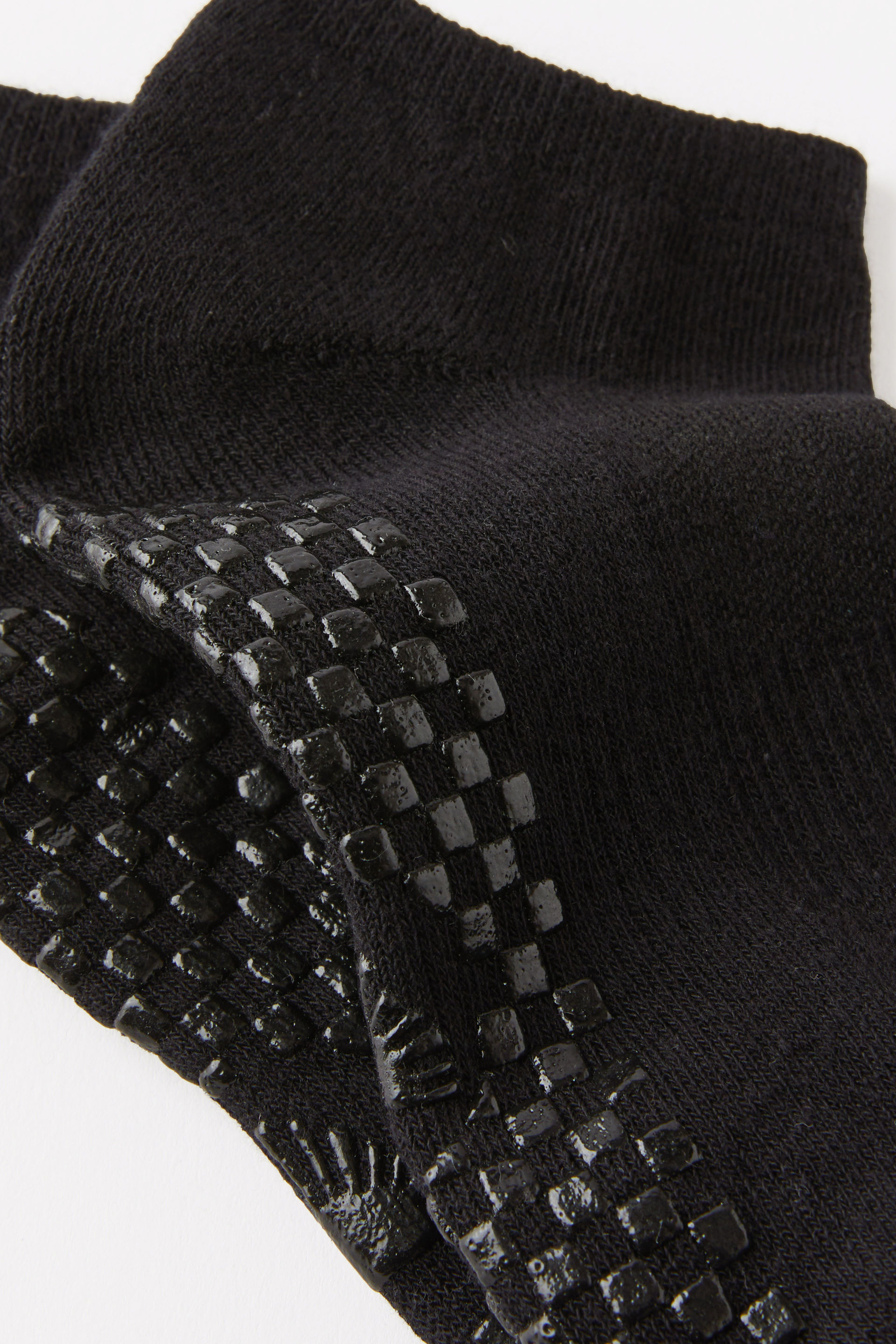 9826-performance-studio-sock-black-1.jpg